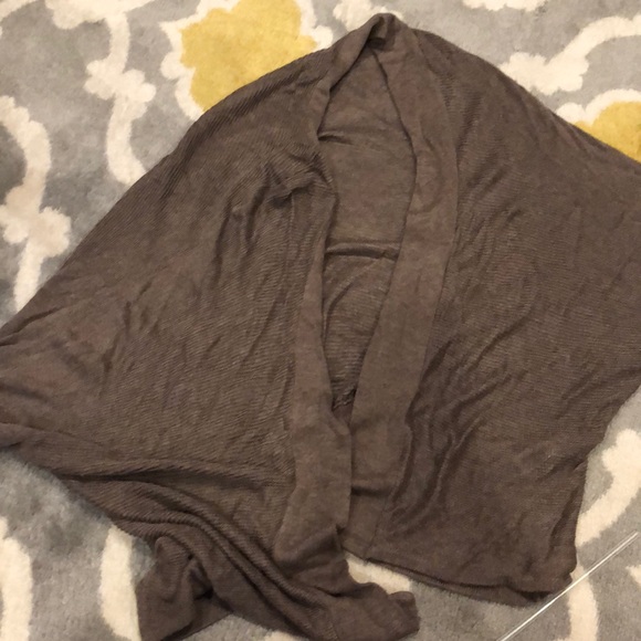 Light brown/tan short sleeve cardigan - Picture 4 of 4